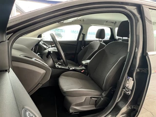 Ford Focus Ford Focus Wagon 1.0 First Edition TITANIUM NL AUTO - afbeelding nr 17