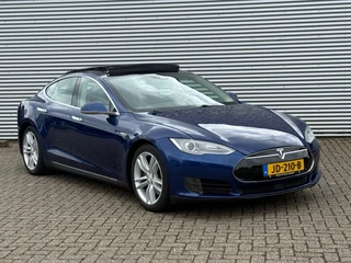 Tesla Model S 70D / Panoramadak / Lage KM / NAP / Inruil Mog. / Financiering /