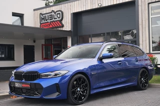 BMW 3 Serie Touring 330e M-Sport Facelift model