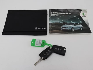 Škoda Octavia Skoda Octavia Combi 1.0 TSI Grt Amb. Bns | Camera | Trekhaak |  Adaptive cruise | Carplay | Navigatie | Sportstoelen | Climate control - afbeelding nr 12