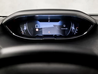 Peugeot 5008 Automaat (APPLE CARPLAY, GROOT NAVI, LEDER, STOELVERWARMING, SPORTSTOELEN, GETINT GLAS, TREKHAAK, CRUISE, LANE ASSIST, NIEUWE APK, NIEUWSTAAT) - afbeelding nr 22