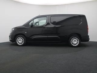Opel Combo Opel Combo 1.6D L2H1 Edition | CarPlay | Navigatie | Parkeersensoren achter | trekhaak | volledig onderhouden - afbeelding nr 2