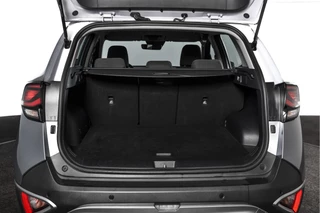Kia Sportage Kia Sportage 1.6 T-GDi MHEV 160 PK DynamicLine - Automaat | Dig. Cockpit | Adapt. Cruise | Stuur-+Stuurverw. | PDC | Camera | NAV + App. Connect | ECC | LM 17