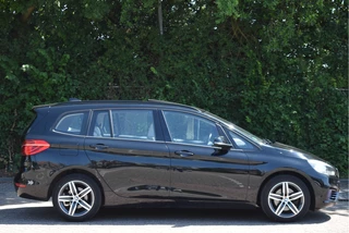 BMW 2 Serie BMW 2 Serie Gran Tourer 218i High Executive Sport Driving Assistant Plus | Vol | Open dak | Elekt.stoelen | Keyless | Nav | Climate Contr | Stoelverwarming | Full LED - afbeelding nr 5