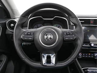 MG ZS-EV (INCL-BTW) *PANO | FULL-LEATHER | CCS-FASTLOADER | KEYLESS | NAVI-FULLMAP | ADAPTIVE-CRUISE | CAMERA | HEATED-SPORT-SEATS | CARPLAY | BLINDSPOT | DAB | LANE-ASSIST | 17