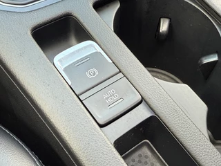 Volkswagen Passat Volkswagen Passat 1.4 TSI ACT Connected Series Plus | R-Line | Panoramadak | Camera - afbeelding nr 30