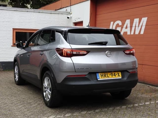 Opel Grandland X Opel Grandland X 1.2 Turbo Bus. Ex., airco, Pdc,CC, stoelen stuur verw., etc - afbeelding nr 17