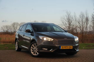 Ford Focus Ford Focus Wagon 1.0 125PK Titanium | Magnetic Grey | Half-leder/Xenon/Winterpack/Trekhaak/Nw.Distributie - BOMVOL! - afbeelding nr 5