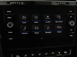 Volkswagen Golf Volkswagen Golf 1.0 TSI Highline | Stoelverwarming | Trekhaak |  Massage | Carplay | Adaptive cruise | Active Info Display | Navigatie | Parkeerhulp | Climate control - afbeelding nr 27