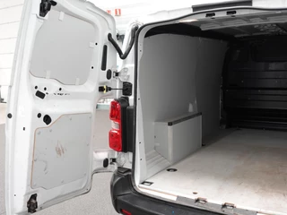 Opel Vivaro Opel Vivaro 2.0 CDTI Aut. 145 pk L3H1 Edition 3-zits Airco Navi Bluetooth Trekhaak - afbeelding nr 29