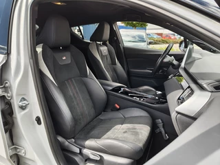 Toyota C-HR Toyota C-HR 2.0 Hybrid GR-Sport | Trekhaak | JBL | Navi | Sensoren | - afbeelding nr 32