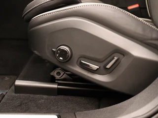 Volvo XC60 Volvo XC60 T6 PLUG-IN HYBRID PLUS DARK SCHUIFDAK CAMERA HARMAN KARDON ACC - afbeelding nr 14