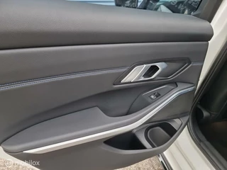BMW 3 Serie BMW 3-serie 330e High-Exe M-Performance bodykit. Topstaat ! - afbeelding nr 59