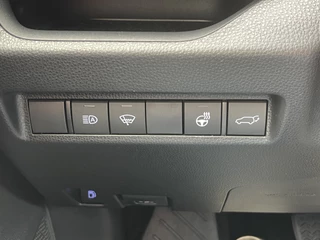 Toyota RAV4 Toyota RAV4 2.5 Hybrid Team D | CarPlay | Camera | ACC | LED | DAB+ | 18 inch - afbeelding nr 13