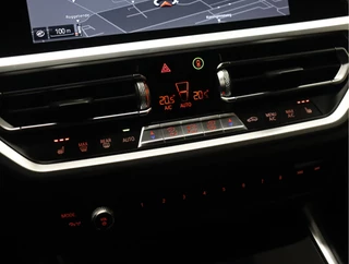 BMW 3 Serie [APPLE CARPLAY, DIGITAL DASH, CAMERA + PDC, VOL LEDER, ELEK ACHTERKLEP, M-STUUR, CLIMATE CONTROL, NAVIGATIE, NIEUWTSTAAT] - afbeelding nr 15