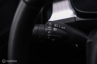 Volvo XC40 Volvo XC40 1.5 T2 Momentum | Schuifdak | Trekhaak | Camera | LED | stoel & stuurwielwarming | - afbeelding nr 23
