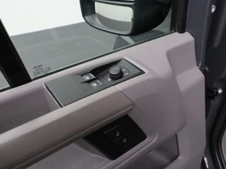 Volkswagen Crafter Volkswagen Crafter 2.0TDI 140PK L3H2 Highline | Navigatie | Parkpilot | Betimmering - afbeelding nr 8