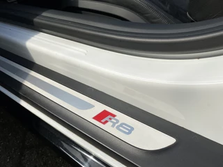 Audi R8 - afbeelding nr 17