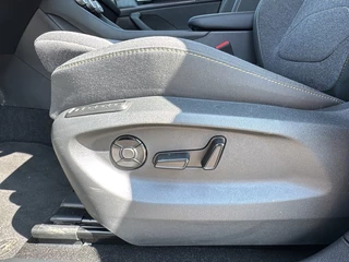 Škoda Kodiaq Škoda Kodiaq 1.5 TSI DSG SELECTION CAMERA/MEMORY/NAVI/CARPLAY/STOELVERW/E-KLEP - afbeelding nr 16