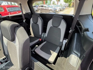 Citroën Grand C4 Picasso C4 Grand Picasso 1.6 Turbo165 pk 7 personen Business Navigatie , Camera , Trekhaak 1.500 trekgewicht  , Panorama dak , Climate & Cruise controle , Verwarmde voorstoelen , Keyless ,  Priveglas , Onderhouden door Citroen dealerr - afbeelding nr 25