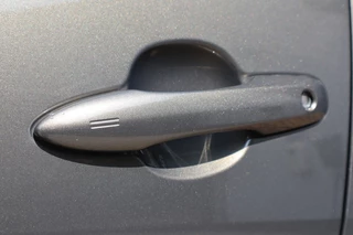 Toyota Yaris Toyota Yaris 1.5 VVT-i Dynamic Trekhaak/Head-up/Stuur/Stoelverwarming - afbeelding nr 39