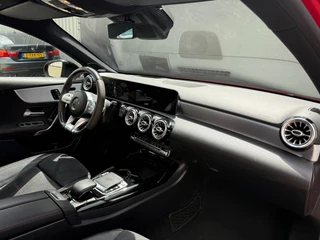 Mercedes-Benz A-Klasse Mercedes-Benz A-klasse AMG 35 4MATIC Edition 1|Pano|Burmester|Milltek|Sfeer|Hemelverlichting - afbeelding nr 25
