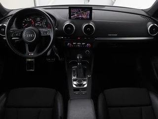 Audi A3 Audi A3 30 TFSI Sport S Line Edition | Half leder |  Full LED | Sportstoelen | Navigatie | Trekhaak | Parkeerhulp | Climate control | Cruise control | Bluetooth - afbeelding nr 7