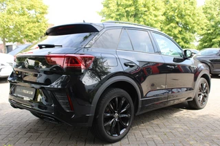 Volkswagen T-Roc Volkswagen T-Roc 1.5 TSI R-Line DSG Black Style Virtual/Navi/18