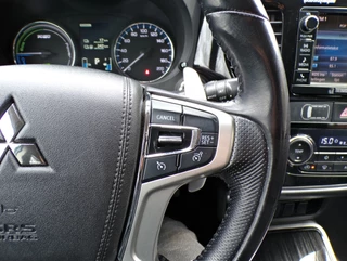 Mitsubishi Outlander Mitsubishi Outlander 2.0 PHEV Executive Edition NAVI CAMERA TELEFOON CRUISECONTROL..... - afbeelding nr 20