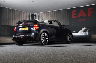 MINI Cooper Cabrio Mini Mini Cabrio 1.5 Cooper JCW Pakket / Aut / Navi / Cc / Leder / Digital Cockpit / Sfeerverlichting / Windscherm / Led / Pdc - afbeelding nr 5