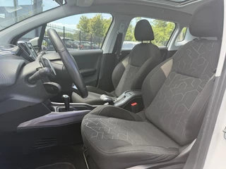 Peugeot 2008 Peugeot 2008 1.2 PureTech Active Automaat,2e Eigenaar,Pano,Navi,Dealer Onderhouden,Airco,Cruise,Extra Set winter,Apk tot 06-2026 - afbeelding nr 6