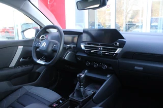 Citroën C4 Citroen C4 1.2 130PK MAX | HEAD UP DISPLAY | DODEHOEK DETECTIE | KEYLESS ENTRY/START | LICHTMETALEN VELGEN 18