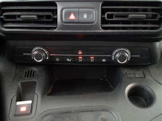 Citroën Berlingo Citroën Berlingo 1.5 BlueHDI Club | Airco | Carplay/Android | Sensor achter - afbeelding nr 20