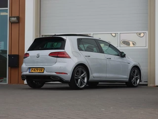 Volkswagen Golf Volkswagen Golf 1.4 TSI 150PK Highline 3x R-line Panoramadak - afbeelding nr 27