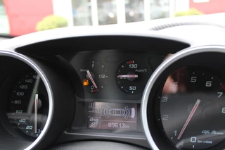 Alfa Romeo Giulietta Alfa Romeo Giulietta 1.4 120PK TURBO SPRINT | LEDEREN BEKLEDING | AFNEEMBARE TREHAAK | ALL SEASON BANDEN | NAVIGATIE | CLIMATE CONTROL | CRUISE CONTROL | CARBON INTERIEUR AFWERKING | 18