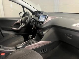 Peugeot 2008 Peugeot 2008 Active 1.2 PureTech | Panoramadak | Navigatie | Trekhaak | - afbeelding nr 29