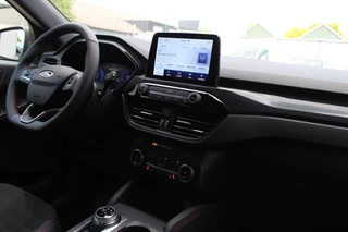 Ford Kuga Ford Kuga 2.5 PHEV ST-Line X | Trekhaak | Navigatie | BLIS | Camera | B&O - afbeelding nr 6