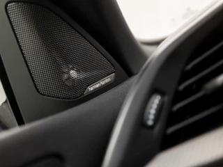 BMW 2 Serie Automaat (PANORAMADAK, M PAKKET, APPLE CARPLAY, HEAD-UP DISPLAY, MEMORY SEATS, STUUR/STOELVERWARMING, ADAPTIVE CRUISE, HARMAN/KARDON, CAMERA, 19'' VELGEN, NIEUWSTAAT) - afbeelding nr 34