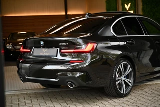 BMW 3 Serie BMW 3-serie 330i M-Sport Individual - Nappaleer - 360 Camera - Adaptive Cruise Control - Stuurverwarming - Keyless Entry - Schuifd - afbeelding nr 31