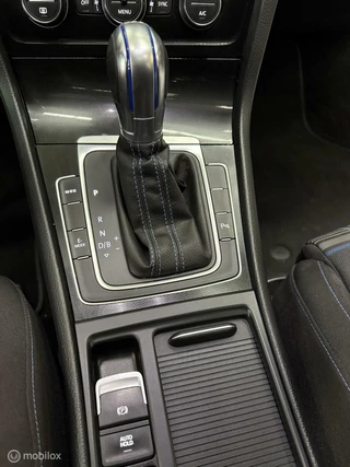 Volkswagen Golf Volkswagen Golf 1.4 TSI GTE PANO - afbeelding nr 12