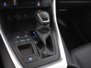 Toyota RAV4 Toyota RAV4 2.5 Hybrid Style Edition | Parkeersensoren V+A | Stuur en Stoelv - afbeelding nr 25