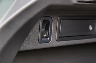 Volkswagen Tiguan Volkswagen Tiguan 2.0 TSI 4Motion 2x R-Line /LED/PANODAK/CAMERA/VIRTUAL/TREKHAAK/STOELVERW./HUD! - afbeelding nr 22