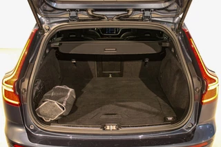 Volvo V60 Volvo V60 2.0 T6 Recharge AWD R-Design HEICO | PANO | B&W - afbeelding nr 15
