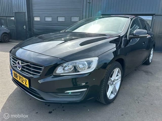 Volvo V60 Volvo V60 2.4 D6 Twin Engine R-Design - afbeelding nr 2
