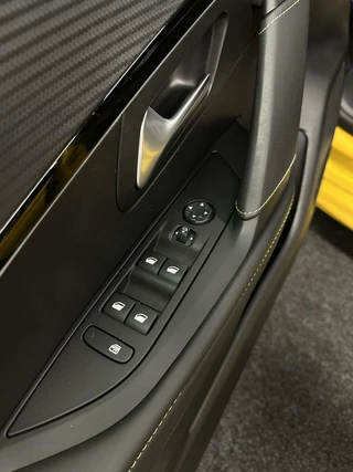 Peugeot 208 Peugeot 208 1.2 PureTech GT-LinePano|Camera|Navi|Carplay|Half Leer| - afbeelding nr 16