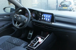 Volkswagen Golf Vw Golf 1.5 eTSI 3x R-Line Acc|Camera|Pano|Stoel-Stuurverwarming - afbeelding nr 22