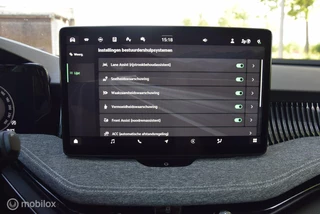 Škoda Superb Skoda Superb 1.5 TSI MHEV Business Edition Canton winterpakket - afbeelding nr 12
