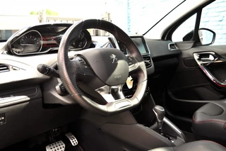 Peugeot 208 Peugeot 208 1.2 GT-Aut. Pano Nav pdc+cam 1/2leer - afbeelding nr 10