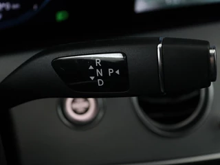 Mercedes-Benz E-Klasse Mercedes-Benz E-klasse 300e Avantgarde | Adaptive cruise | Trekhaak |  Stoelverwarming | Camera | Widescreen | Sfeerverlichting | Half leder | Full LED - afbeelding nr 17