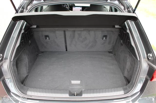 Audi A3 Audi A3 Sportback 35 TFSI Business edition 150 PK, Pdc voor + achter, Sportstoelen, Led matrix, Clima, Cruise, Navi, Dakrails, 17 Inch Lmv. - afbeelding nr 16